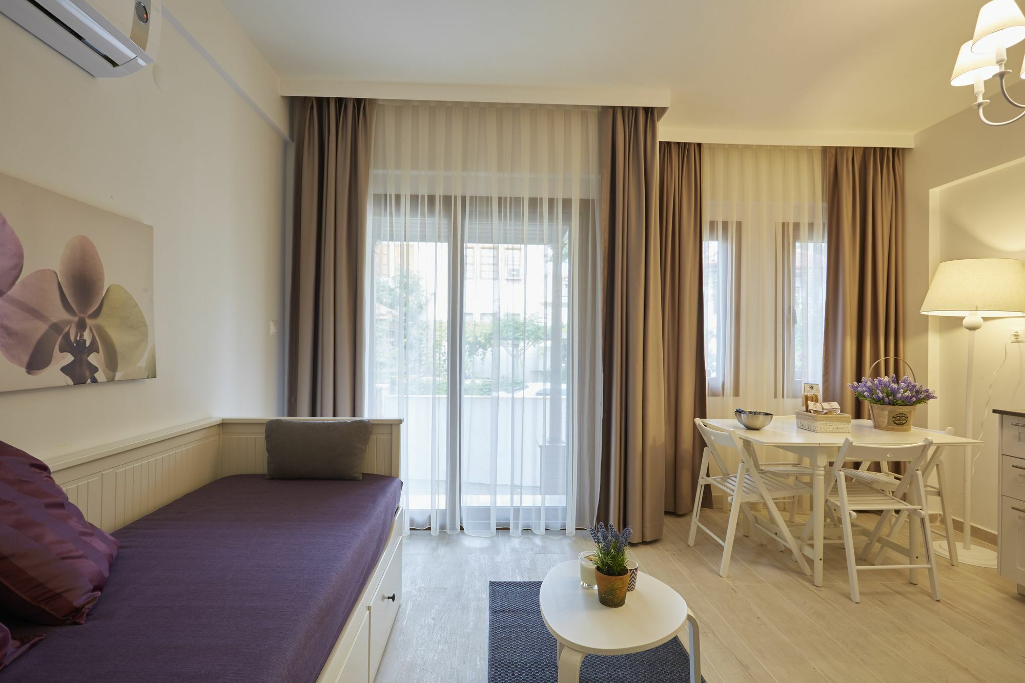 Alp Suites Lavanta Акьяка Экстерьер фото